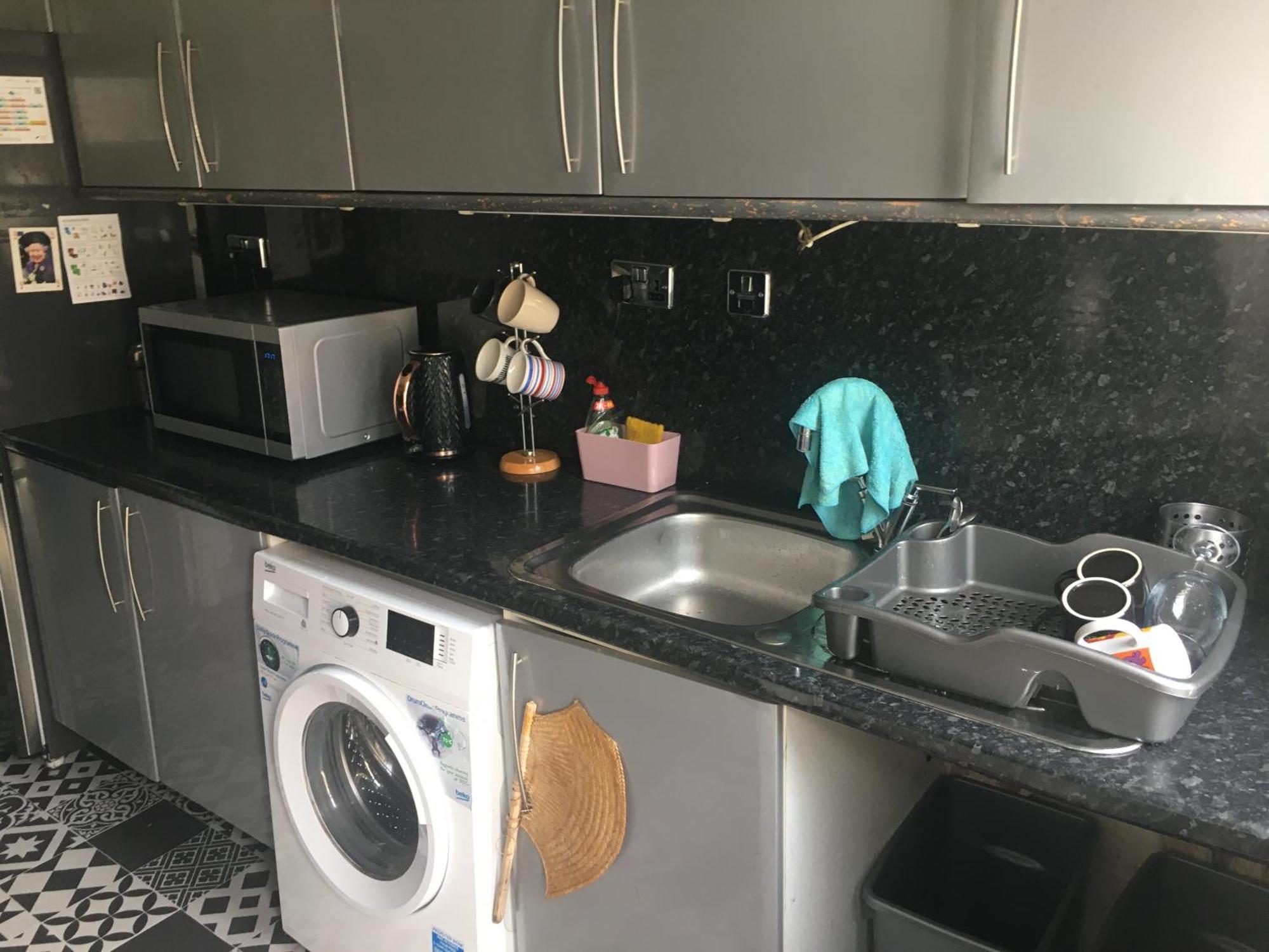 Single Room - Town & University Nearby, 24H Bus, Airport-Linked Manchester Zewnętrze zdjęcie